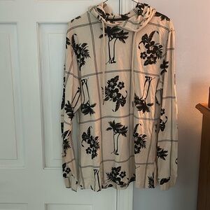 NWT hooded t-shirt, beach theme